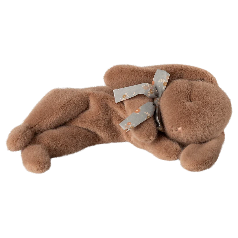 Maileg sleeping bunny plush, small - Soft brown