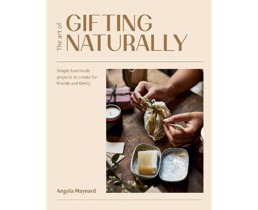 The Art of Gifting Naturally