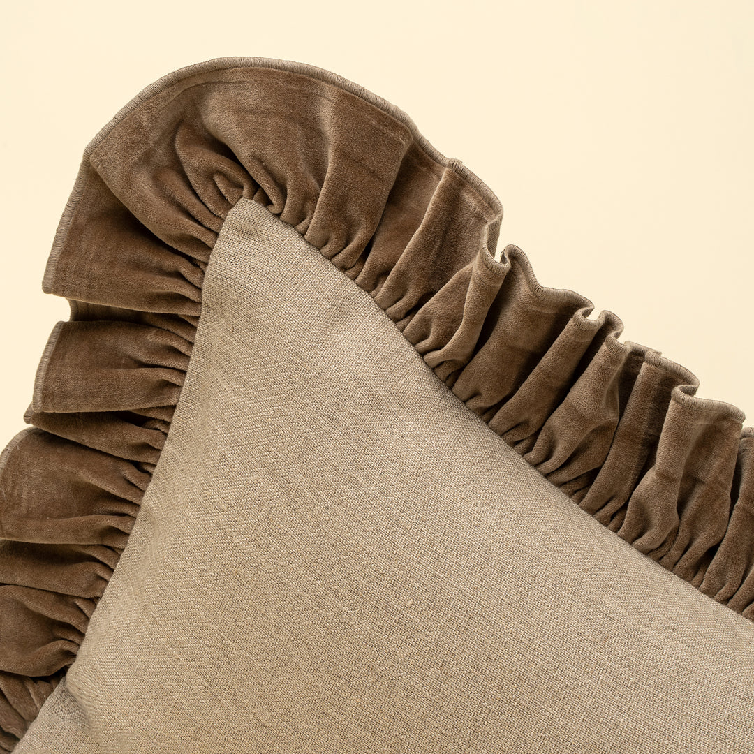 Velvet Ruffle Linen Pillow - Chocolate (16" x 24")
