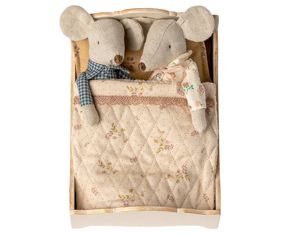 Maileg wooden bed, Mouse - off white