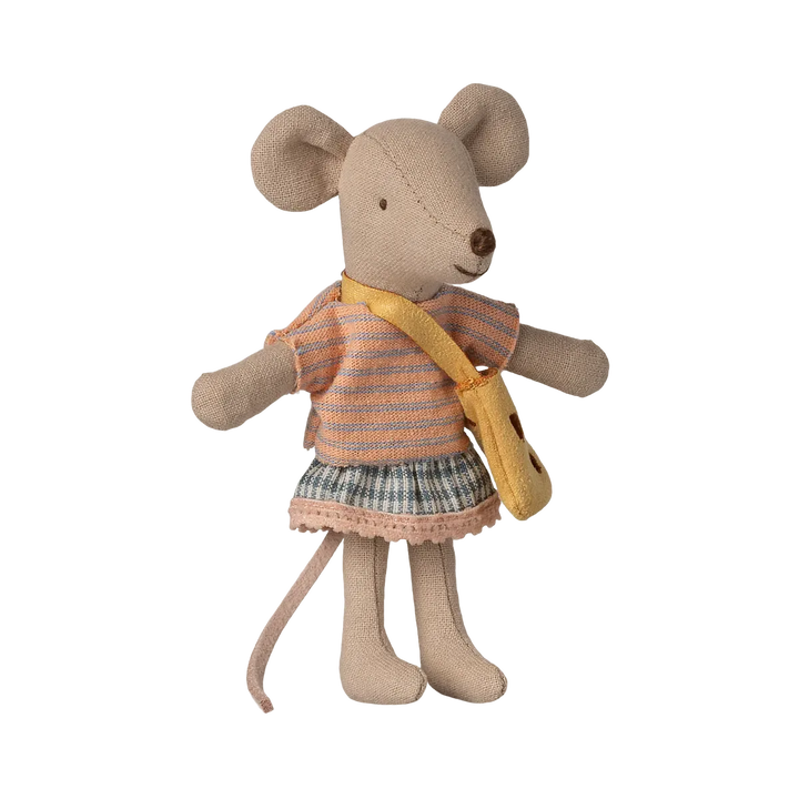 Maileg clothes and bag, little sister mouse