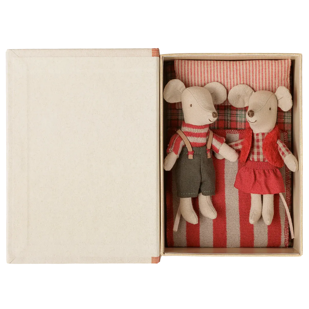 Pre Order Maileg Christmas twin mice, Little sister and brother in book
