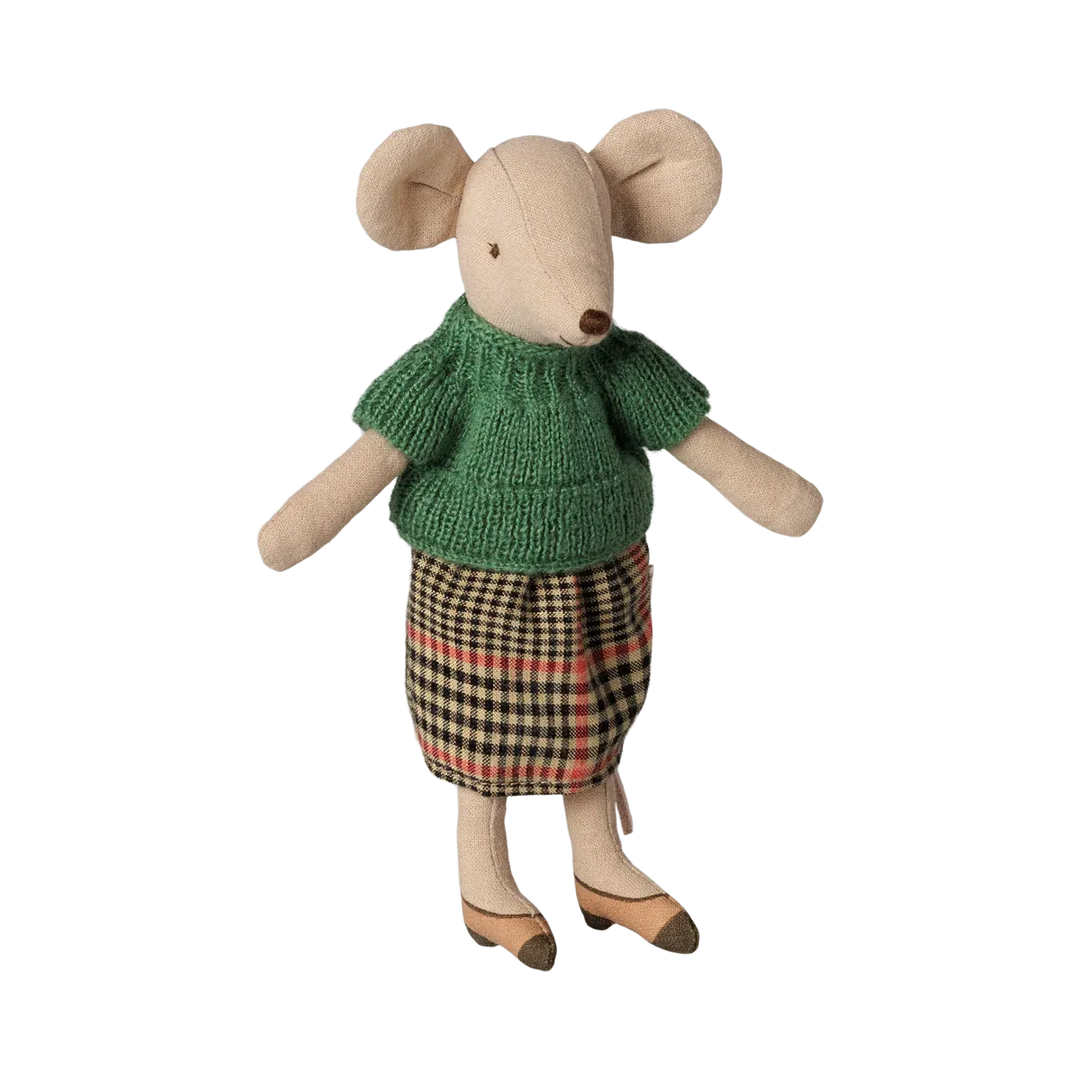 Pre Order Maileg Grandma mouse