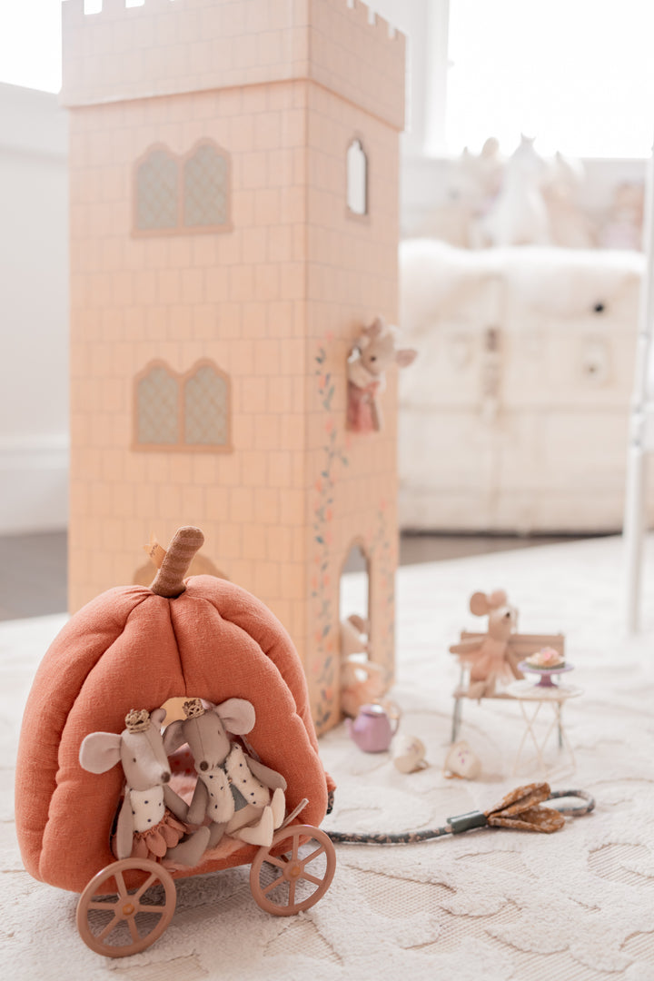 Maileg pumpkin carriage, mouse