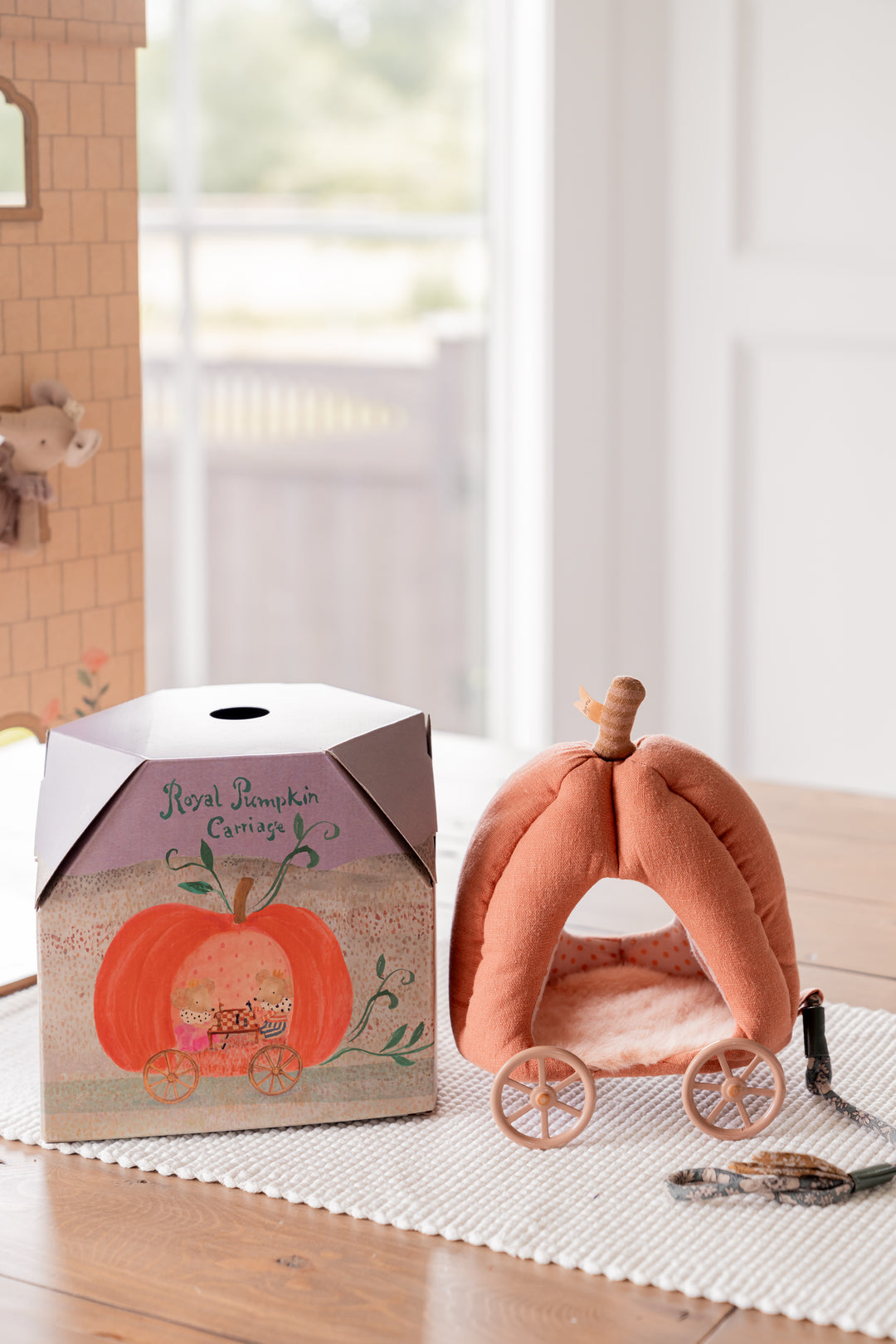 Maileg pumpkin carriage, mouse