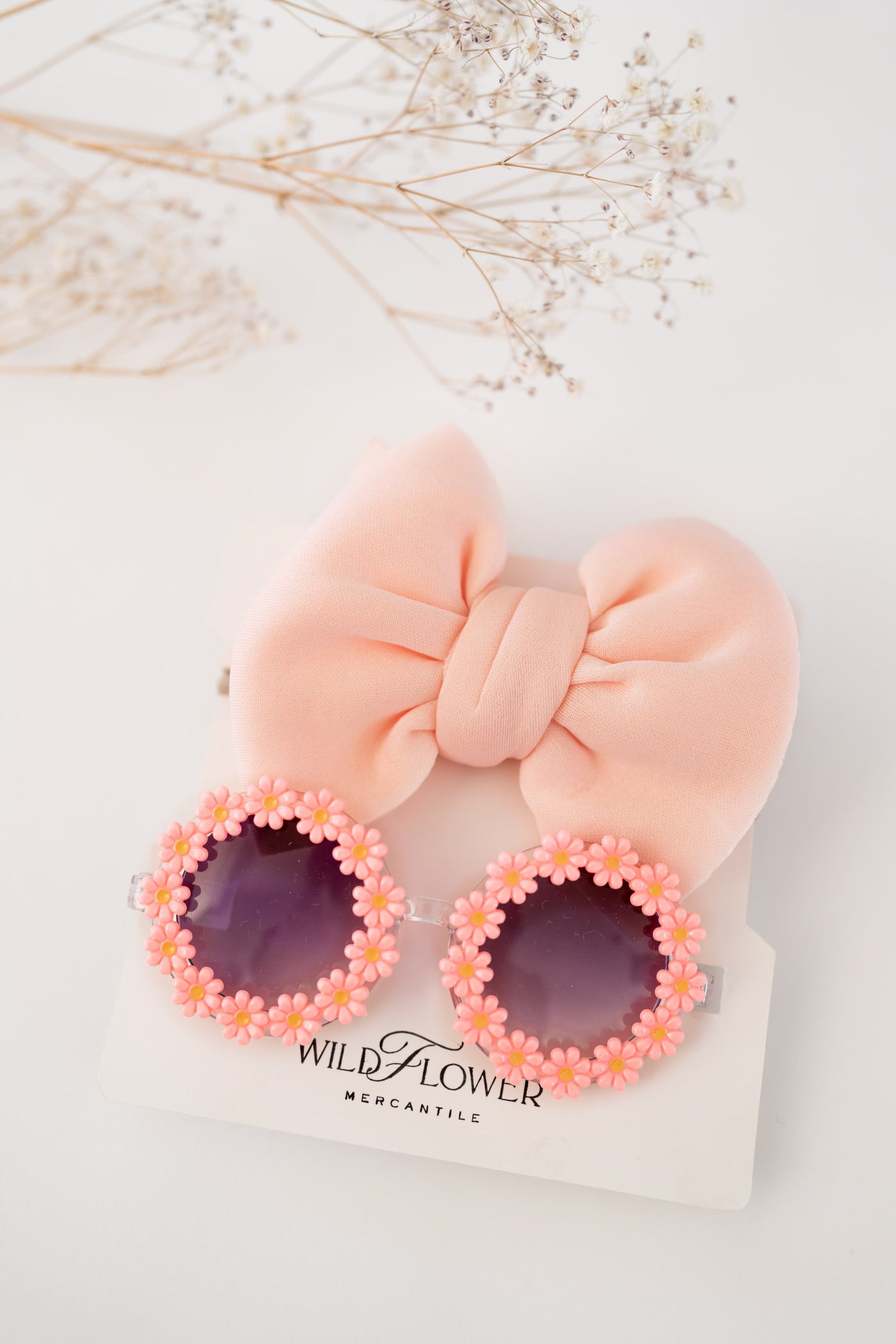 Daisy Sunglass/Bow Set