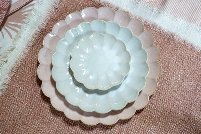 Scallop Plate, White