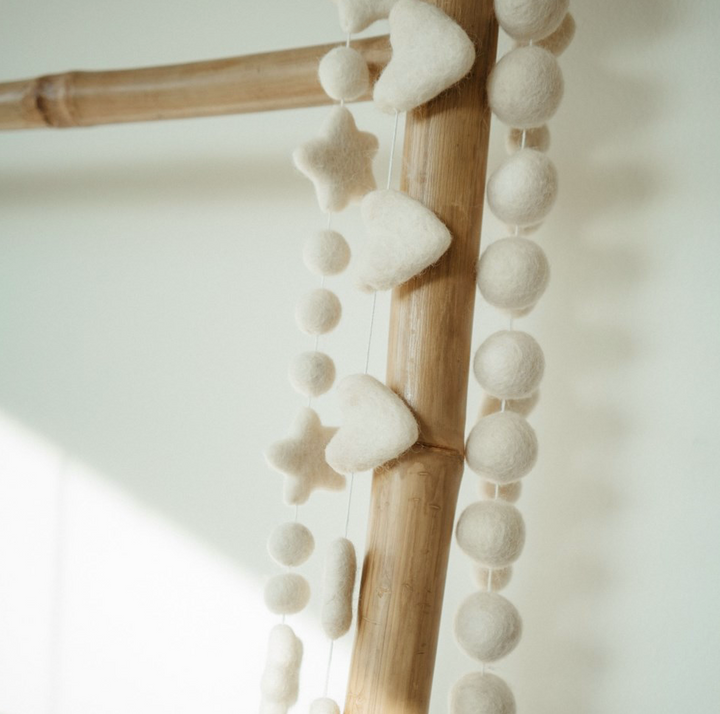 Felt Pom Pom Garland, White