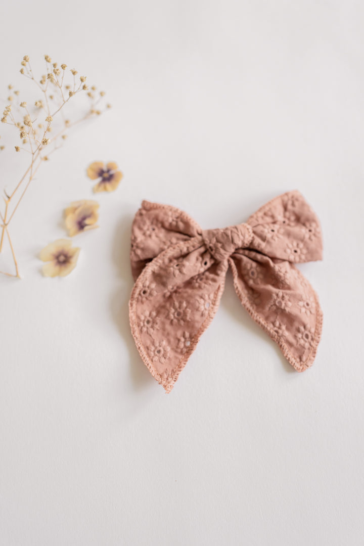 Oversized Lace Bows