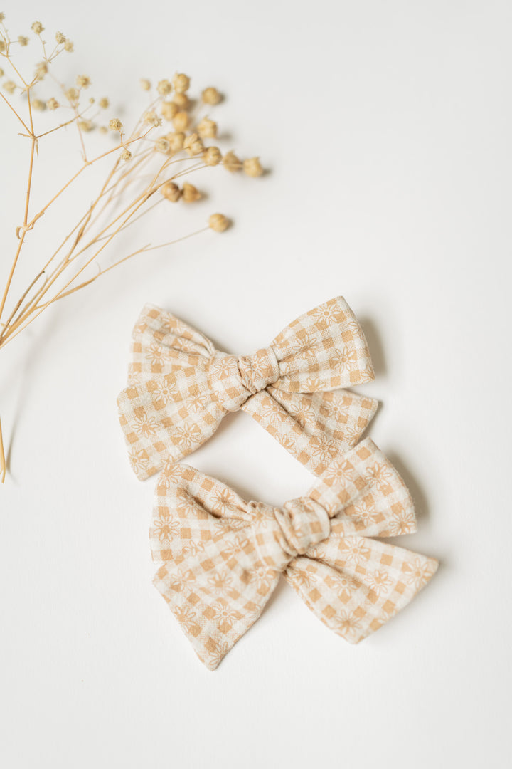 Linen Daisy Gingham Hair Bow Set